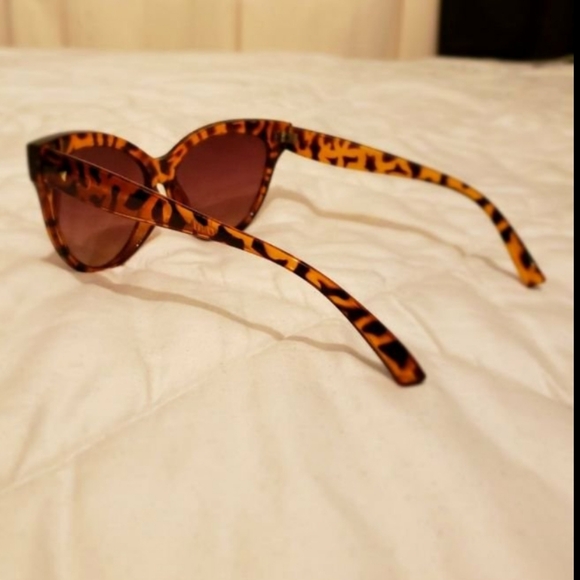 Sunglasses tortoise polarized - Picture 3 of 3
